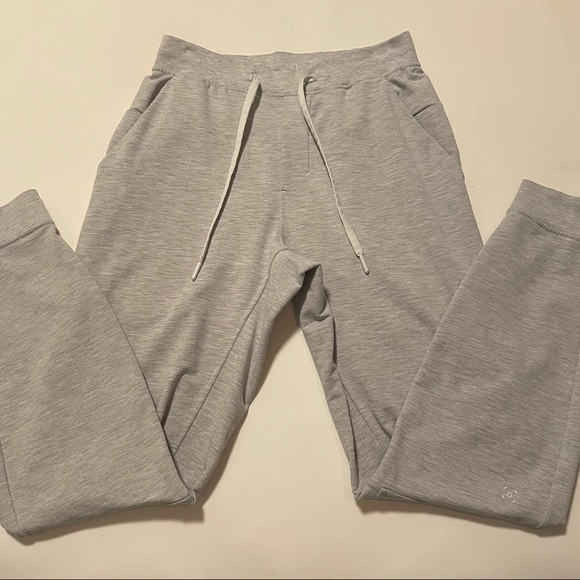 Lululemon Small City Sweat Jogger Heathered Ultra Light Grey/Sea Salt - Picture 2 of 4